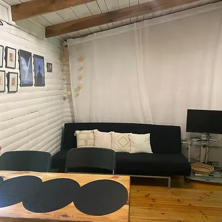Przytulny W Lesie Blisko Rzeki Vakantiehuis